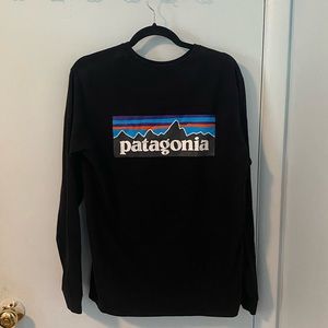 black Patagonia long sleeved t shirt